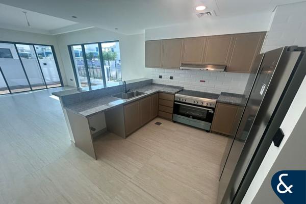 5 Bedrooms | Corner | Exclusive